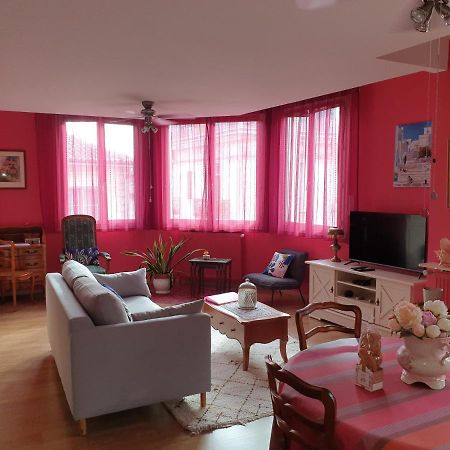 Appartement La Vie En Rose Perigueux Ngoại thất bức ảnh