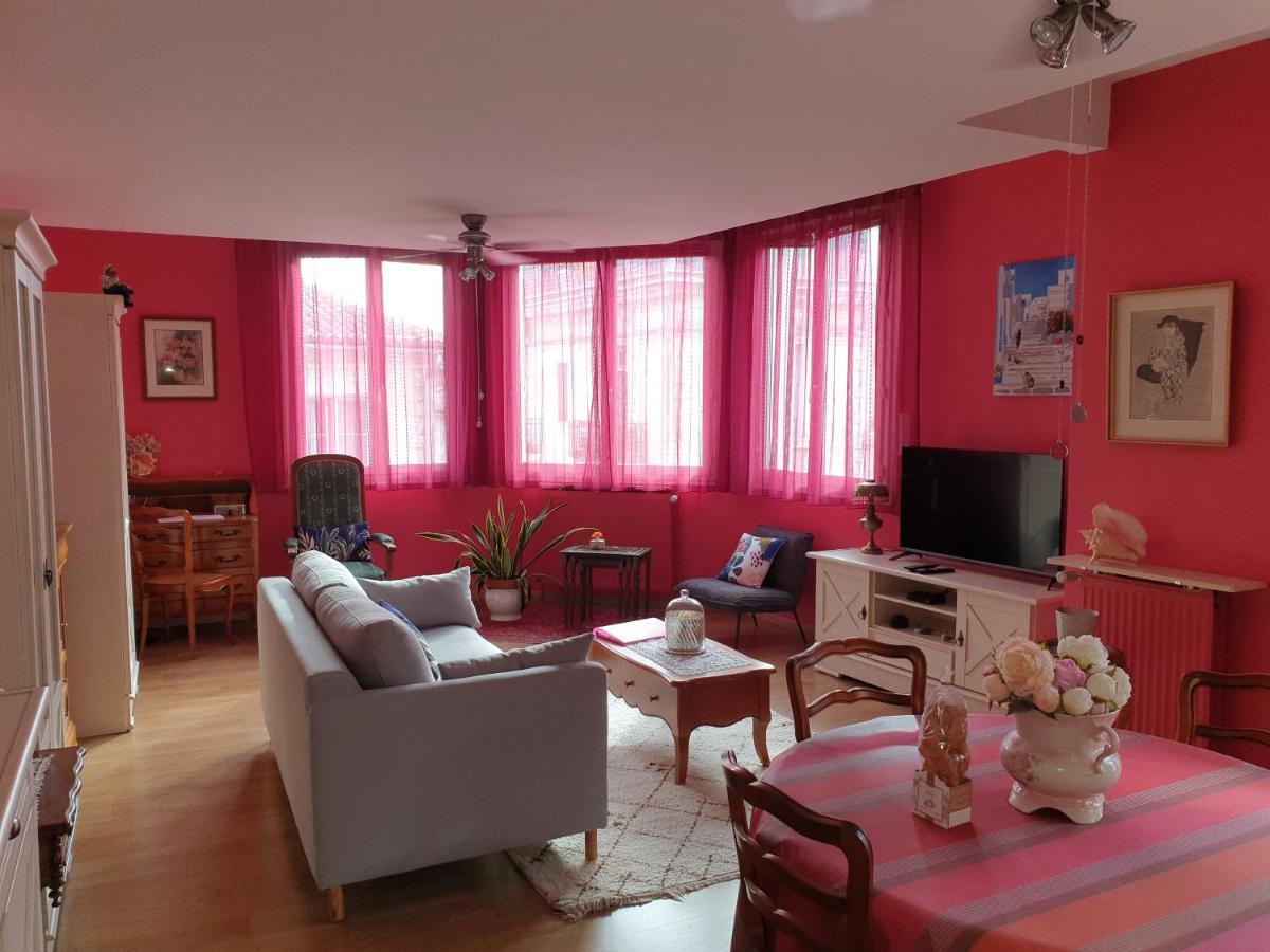 Appartement La Vie En Rose Perigueux Ngoại thất bức ảnh